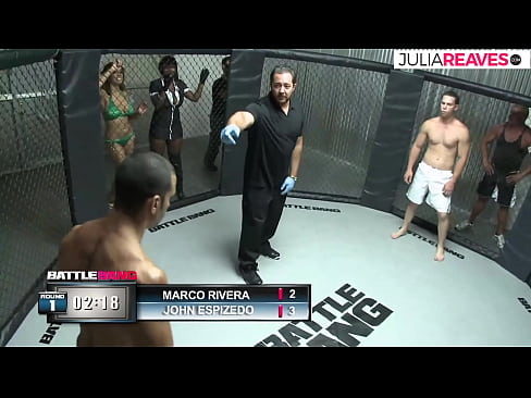 ❤️ Ultimate Fighter drāž numuru meiteni uzreiz pēc cīņas ringā ☑ Kaltais porno pie mums